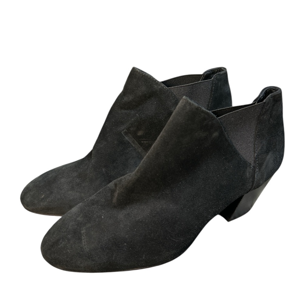 Aquatalia Black Ankle Booties Sleek Suede Design